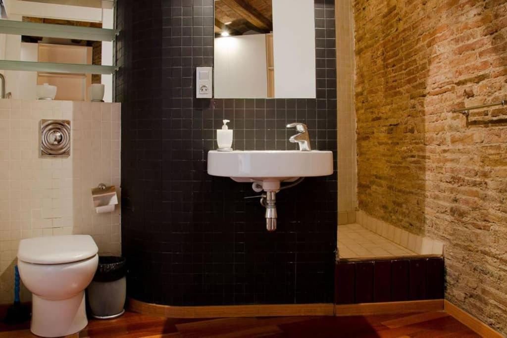Ripoll Apartments バルセロナ エクステリア 写真